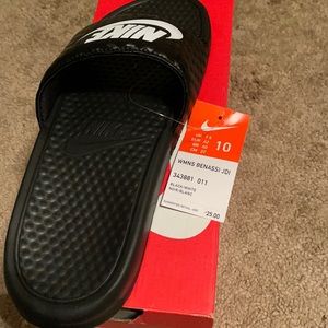 Black Nike Slides